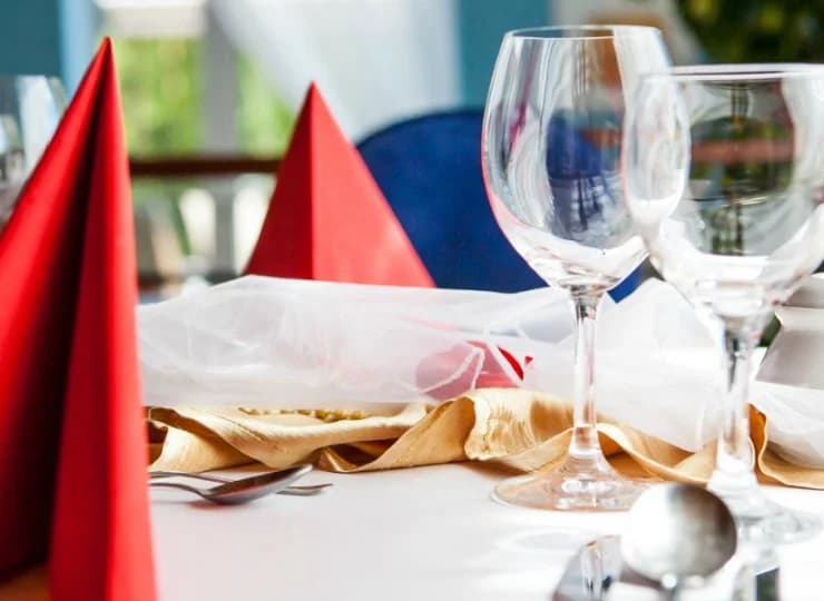 Restauracja Kapitańska serwuje dania kuchni pomorskiej i międzynarodowej