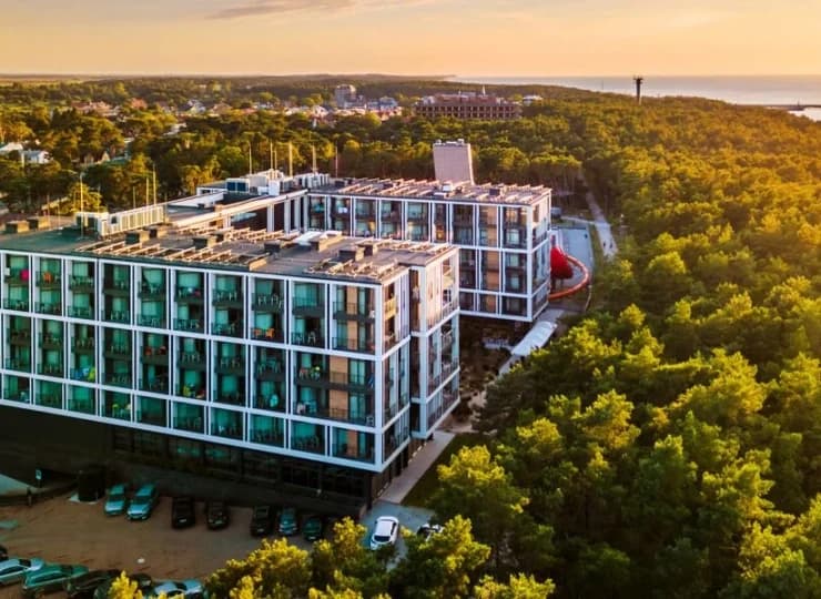 Zalewski to hotel przy plaży w Mrzezynie