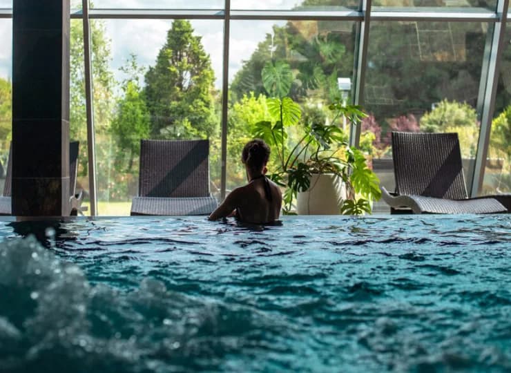 Zabytkowy młyn przekształcono w luksusowy 4* hotel z basenem w Małopolsce