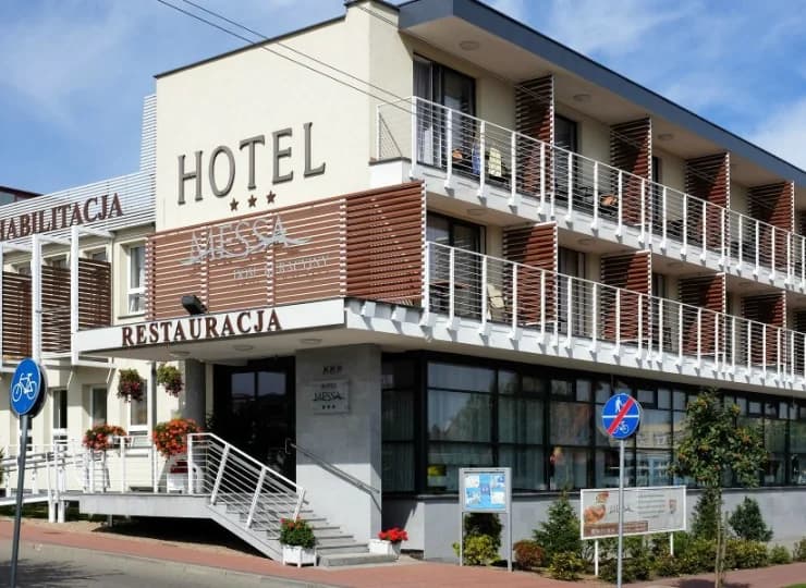 Hotel Messa położony jest w popularnym kurorcie - Władysławowie