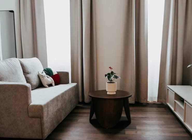 W większości apartamentów jest część wypoczynkowa