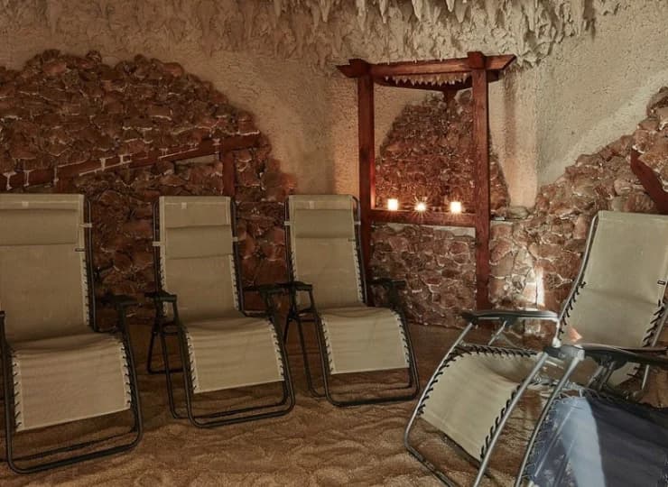 Jedną z atrakcji hotelu poprawiających zdrowie jest grota solna