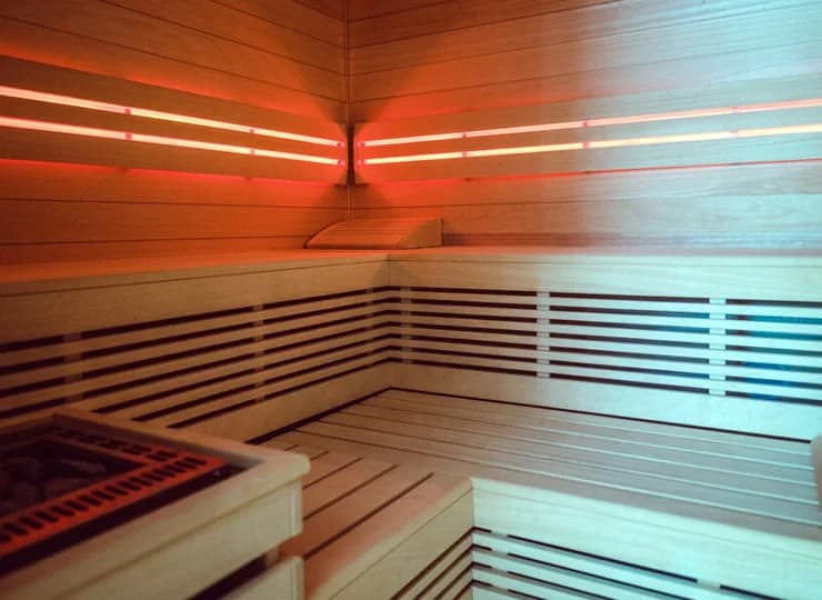 Goście mogą korzystać z hotelowej sauny