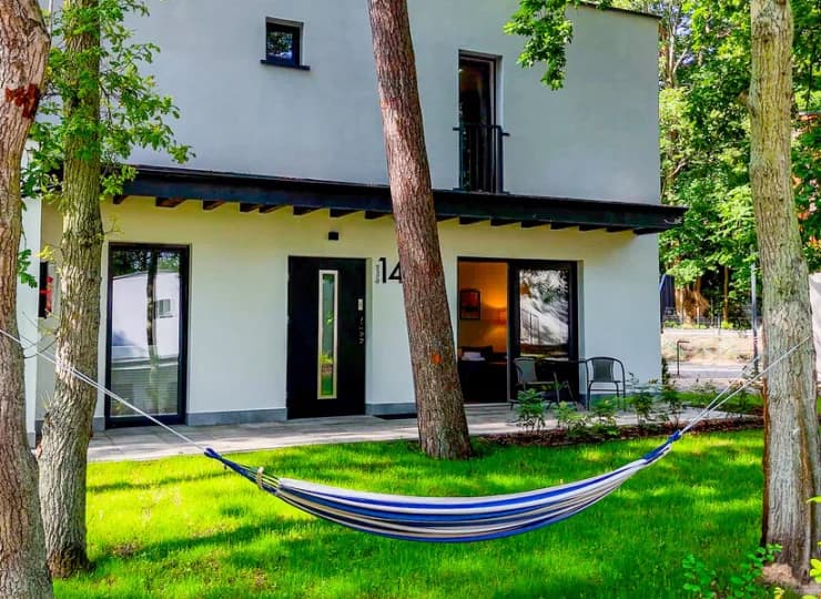 Baltic Forest w Kołobrzegu to apartamenty zanurzone w zieleni