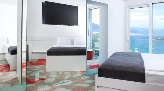 Premium family plus 2+4 sea view