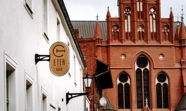 Hotel Eter jest świetnie położony pośród zabytków Torunia