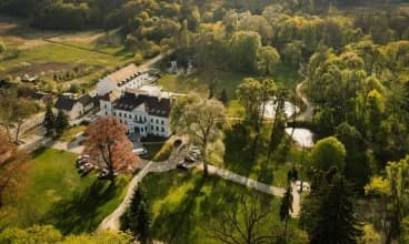 Hanza Pałac & SPA jest luksusowym hotelem położonym w pięknym parku