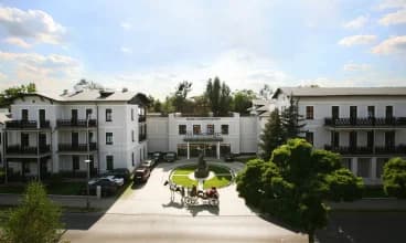 St George to uzdrowiskowy hotel w stylu XX-lecia międzywojennego