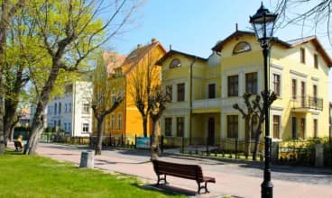 Apartamenty Sun&Snow Promenada urządzone są w zabytkowej willi w Międzyzdrojach