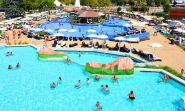 Hungarospa Thermal Hotel*** bezpośrednio sąsiaduje z aqua parkiem Hungarospa