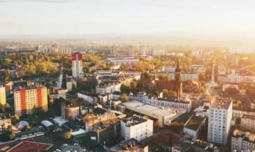 Arts Hotels położony jest w spokojnej dzielnicy Sosnowca