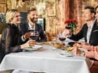 W hotelu znajdują się restauracja Czerwony Grzybek