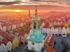Hotel jest położony nieopodal zabytkowego centrum Jeleniej Góry