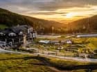 Aparthotel jest położony na terenie Ośrodka Bike Park Czarna Góra