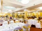 Hotel dysponuje elegancką salą restauracyjną