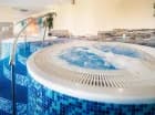 Tuż obok znajdują się dwie wanny jacuzzi