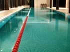 Hotel oferuje strefę wellness z krytym basenem