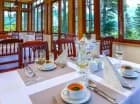 Restauracja serwuje potrawy oparte na lokalnych, sezonowych produktach