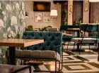 A także kawiarnia W Filiżance i bar