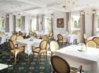 Sala restauracyjna jest przestronna i elegancka