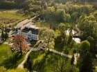 Hanza Pałac & SPA jest luksusowym hotelem położonym w pięknym parku