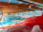 W Aquaparku: basen sportowy, rekreacyjne, rwąca rzeka, brodzik oraz zjeżdżalnie