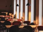 W obiekcie znajduje się restauracja Mąka i Wino