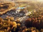 Czterogwiazdkowy hotel jest położony w sercu Jury