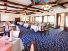 Eleganckie wnętrza restauracji zostały harmonijnie skomponowane