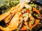 W menu królują dania kuchni europejskiej, takie jak owoce morza