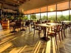 W hotelu działają dwie restauracje
