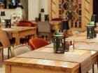 W dalszej części dnia w restauracji można zamawiać dania z karty