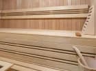 Do dyspozycji gości w apartamentowcu jest sauna fińska