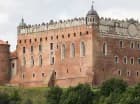 Jedną z popularnych atrakcji jest krzyżacki zamek z przełomu XIII i XIV wieku