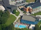 Hotel połączony jest z Aquaparkiem podziemnym przejściem