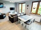Apartamenty są 2-pokojowe z aneksem kuchennym, zajmują powierzchnię 50 m2