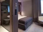 Dodatkowo w pokojach Business znajduje się minibar oraz luksusowe kosmetyki