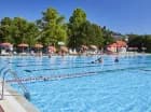 Zewnętrzny basen ma wymiary olimpijskie