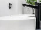 Każdy apartament ma nowoczesną łazienkę
