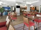 W hotelu znajduje się sala restauracyjna