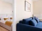 Apartamenty są położone tylko 350 m od zejścia na plażę