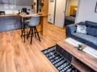 Luksusowy apartament deluxe jest stylowo urządzony