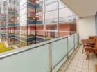Nowoczesny apartamentowiec przylega do kompleksu hotelowego, 550 m od plaży