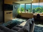Apartament Grafitowy wyróżnia panoramiczny widok na góry