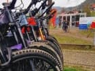 Ośrodek dysponuje własną wypożyczalnią rowerów dla dorosłych i dla dzieci