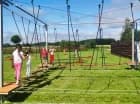 Bezpieczny samoobsługowy park linowy dla dzieci