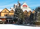Hotel posiada własny ogród