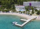 Hotel znajduje się bezpośrednio przy krystalicznie czystej plaży
