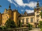 Jest to jeden z największych w Polsce zamków, w którym można nocować