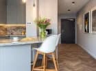 W każdym apartamencie jest w pełni wyposażony aneks kuchenny